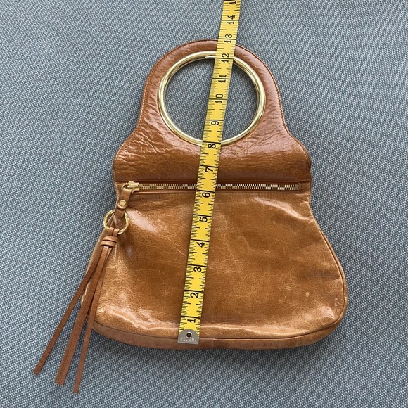 Hobo top grain caramel leather MSRP $158 Lizzie ( minor flaws) clutch/ handbag - Picture 10 of 13